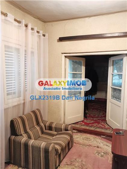 Domenii, urgent, casa3 camere,curte proprie - 3