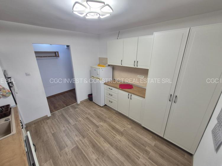 2 Cam--5 Min Iulius Town-Mobilat-Utilat-Centrala-54MP-97.500 Euro! - 2