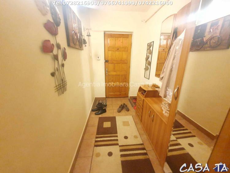Apartament 3 camere, situat in Targu Jiu, str Victoriei (Ultracentral) - 11
