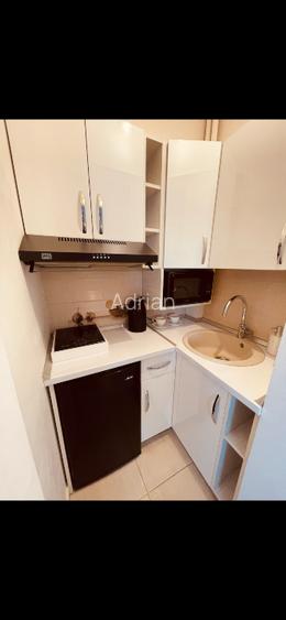 Garsonieră Universitate, metrou  - 5