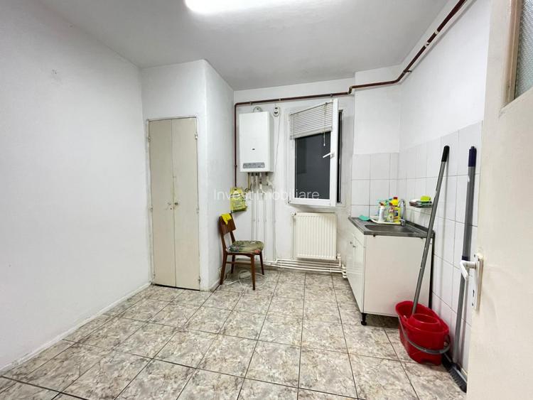 Apartament 3 camere-70mp-Podu ros-Palas Mall-etaj 2 - 4