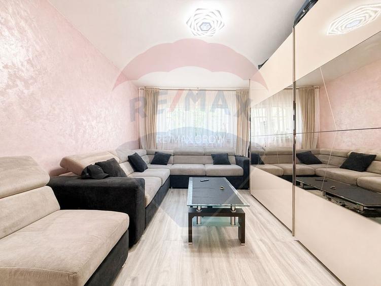 Apartament cu 3 camere de vânzare în zona Orizont - Bacau - 2