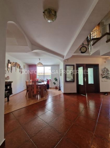 Splaiul Unirii - Calea Vitan- Mihai Bravu - Vila moderna - 330 mp, P+1E+M, garaj