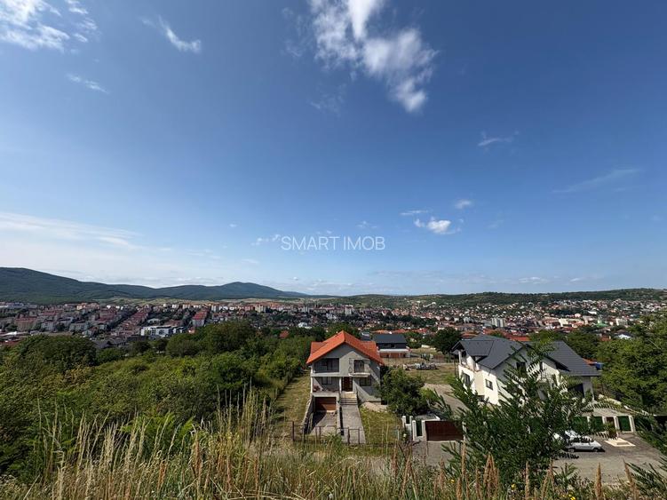 Teren intravilan 2800mp Livada Meses utilitati la 20m Pret 196.000eur neg - 2