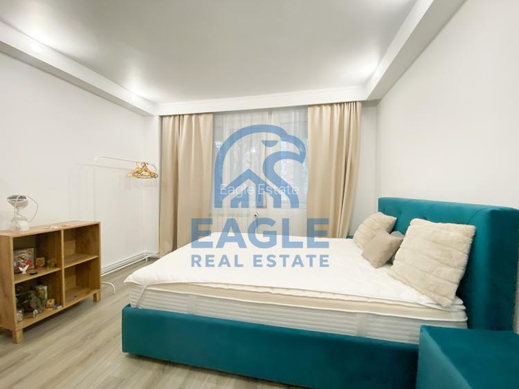 Centru, Bd Ferdinand - 2 Camere Renovat Modern cu parcare si balcon - 11