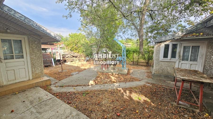 CASA cu anexe și garaj, teren 1.200 mp, zona MOARA GRECILOR; - 3