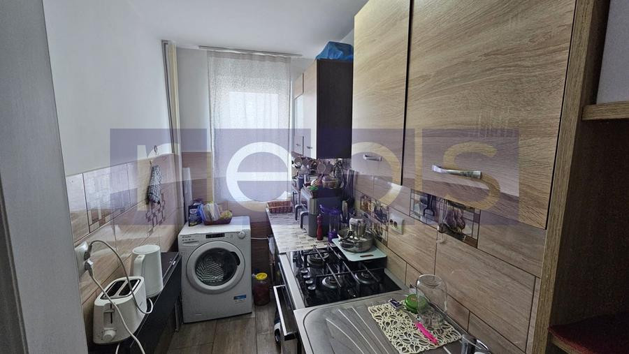 OCAZIE DE VANZARE 2 CAMERE DRUMUL TABEREI -RAUL DOAMNEI - 4