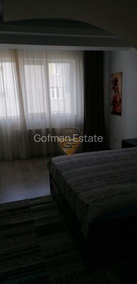3 camere 180 mp + Parcare privata. Peninsula, Centrul Vechi, Piata Ovidiu - 11