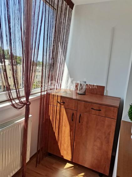 Garsonieră de închiriat – Zona Griviței, Brașov | 360 €/lună - 12