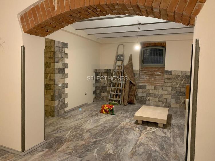 Vila istorica de vanzare in zona *Unirii* | 21 camere | curte, garaj - 39