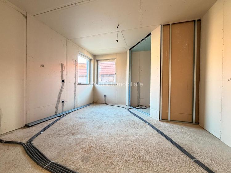 Casa 12 camere, 320 mp utili, teren 1500 mp - GATAIA - 9