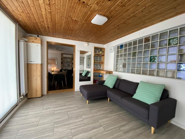 Peninsula , Piata Ovidiu - 4