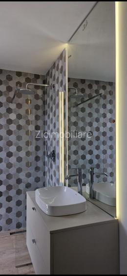 VILA  P+2E  5 CAMERE  4 BAI LOC DE PARACRE INCLUS - 12