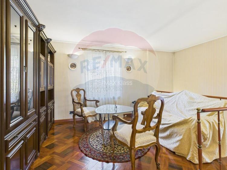 Vilă spectaculoasă în Balotești, curte 5000 mp si piscina interioara - 26