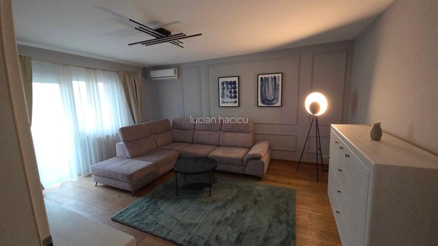 Apartament spatios si modern de inchiriat - 12