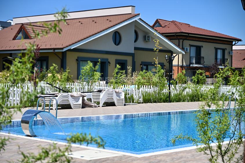 VILE P+1, 4 camere+Teren 250 mp.zona Otopeni, COMPLEX CU PISCINA-COMISION 0% - 2