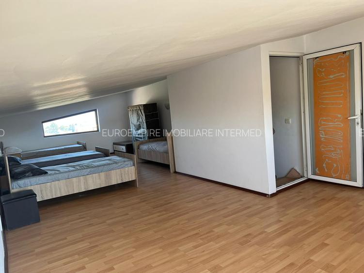 VILA P+1+M  LOCUIBILA IN OVIDIU, LUMINOASA, BINE COMPARTIMENTATA - 15