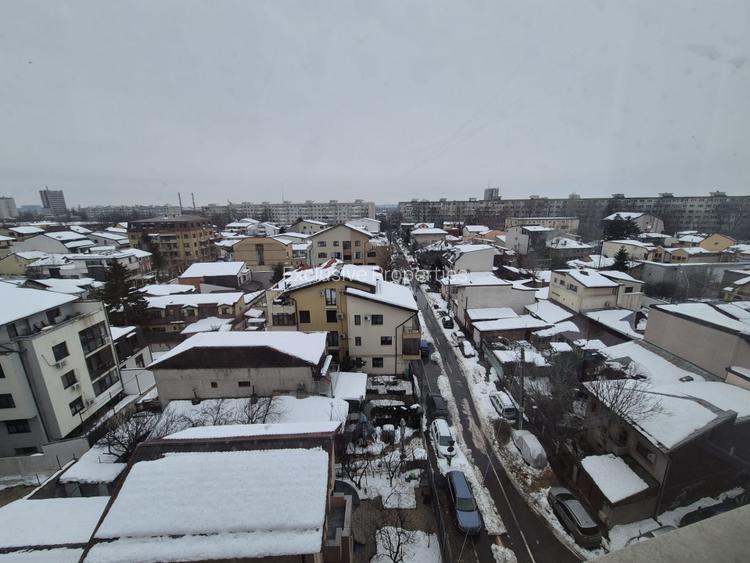 METROU 1 MAI apartament 2 camere FARA RISC SEISMIC - se accepta credit - 11