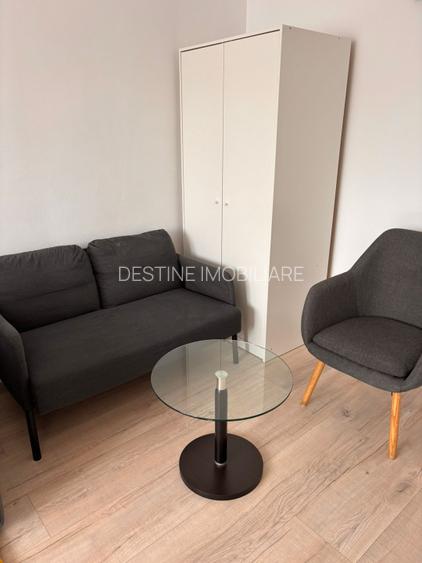 Apartament cu 2 camere decomandat, etaj intermediar, situat in cartierul Astra - 3