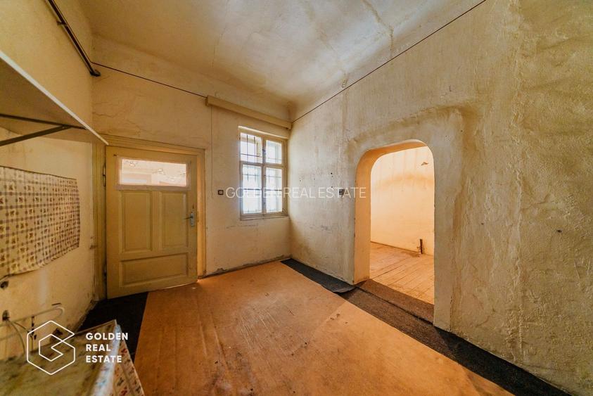 4 Camere la casă, 215mp+261mp teren, str Preparandiei - 31