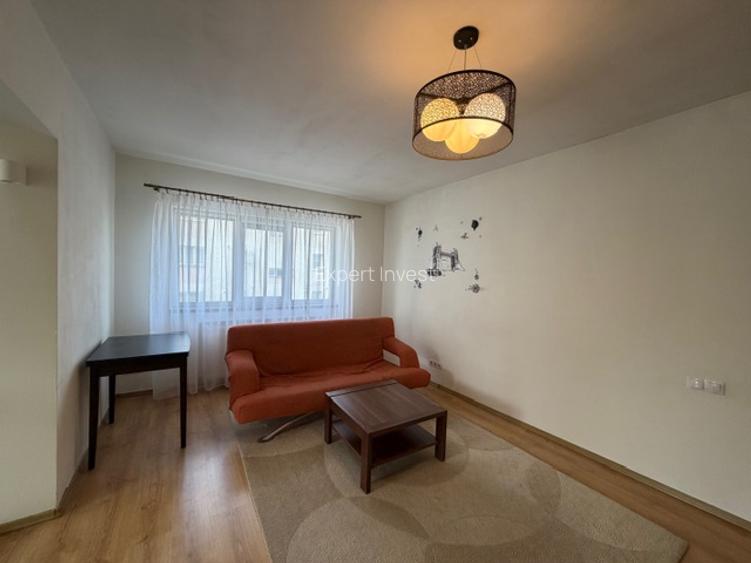 Apartament la vila - 3 camere - 2 bai - pivnita - Valea Aurie - parc - 3