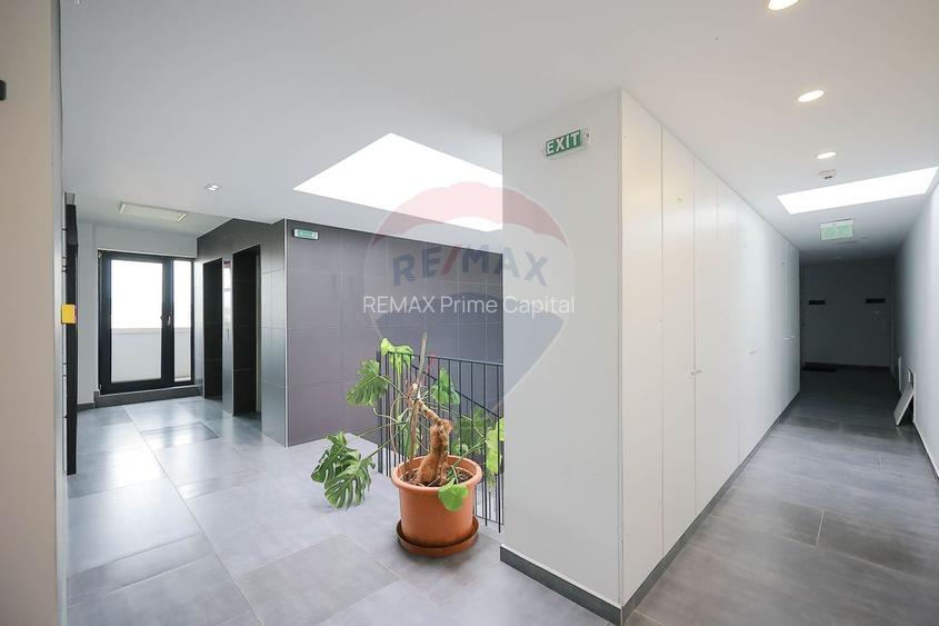 Apartament/Penthouse de Închiriat cu 3 Dormitoare și Terasă, Decebal - 25