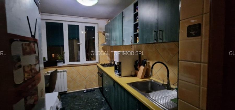 Apartament de 4 cam, suprafata 80mp, cu centrala termica, cartier Titan - 7