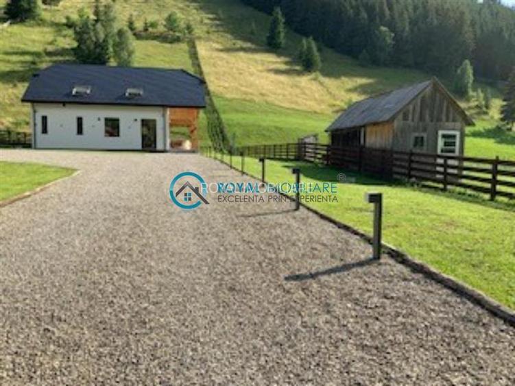 Royal Imobiliare - Vanzare vila/pensiune in zona Harghita - 5