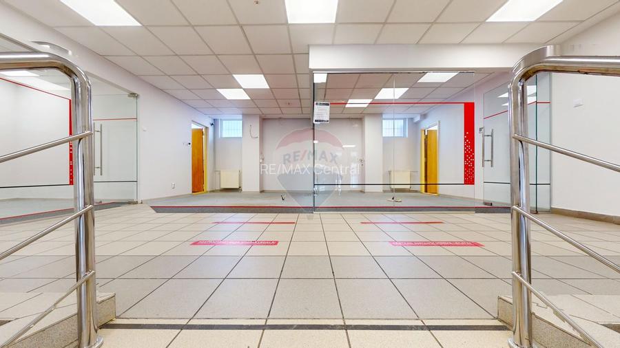 Oportunitate premium Inchiriere spațiu comercial în Piața Astra Brasov - 19