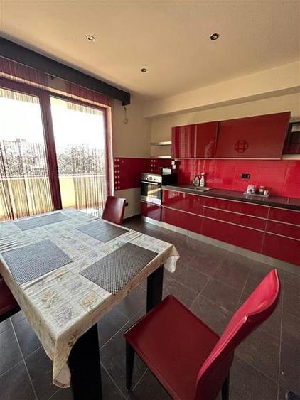 Spatiu de BIROURI de inchiriat in zona Favorit