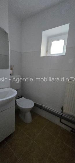 Vânzare apartament 3 camere , parter, micro 5 Târgoviște - 2