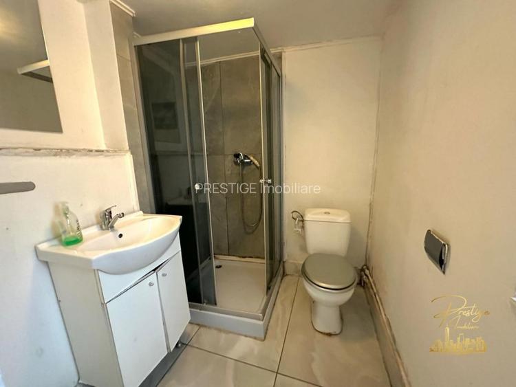 Casa cu 8 camere de inchiriat in zona Centrala - Oradea - 23