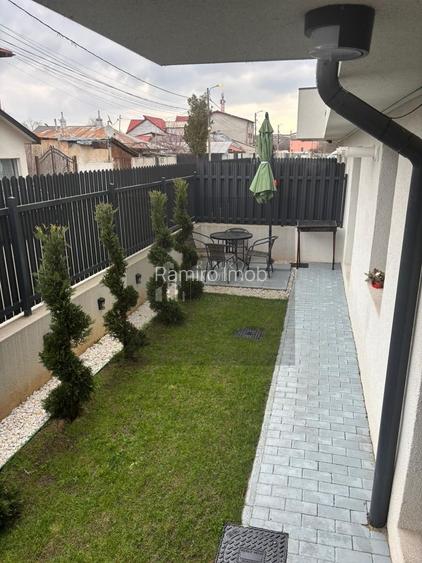 Apartament 2 camere decomandat Sector 5 - 11