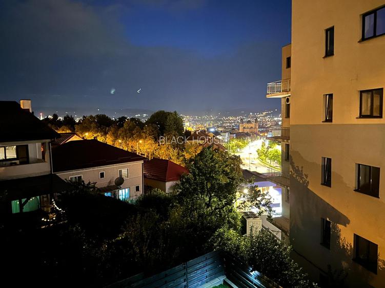 Casa de vanzare, Andrei Muresanu, 150 utili, parcare - 2