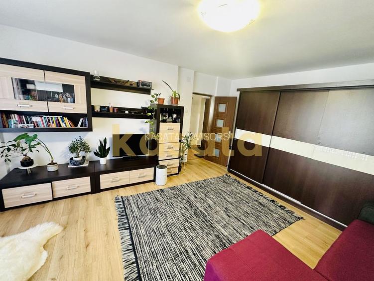 OPORTUNITATE | GARSONIERA | BARBU VACARESCU | BLOC 1991 - 2