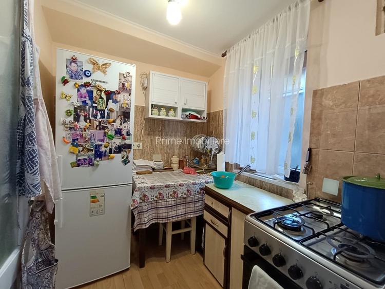 Oază de liniște în Cugir – Casă spațioasă cu grădină generoasă, zona Râul Mic - 9