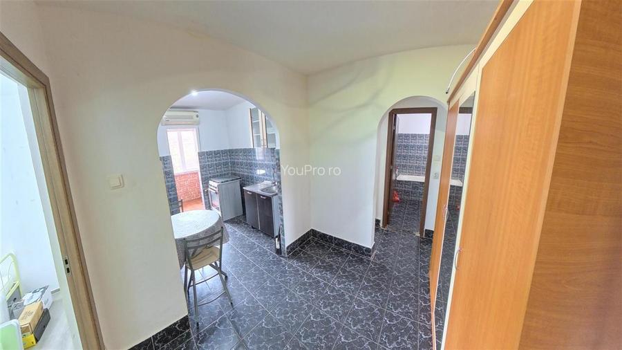 Apartament cu 2 camere decomandat etaj 4 zona Soarelui - 4