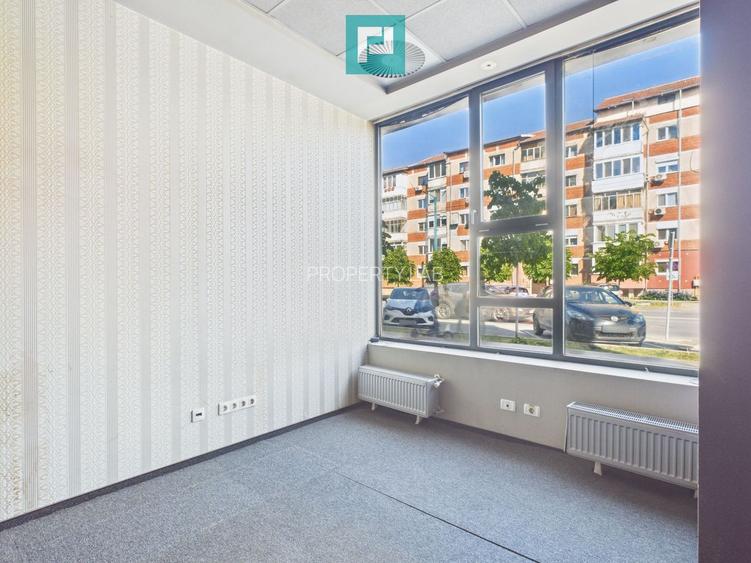 Spațiu  Comercial Zona Soarelui Bulevardul Sudului - 12