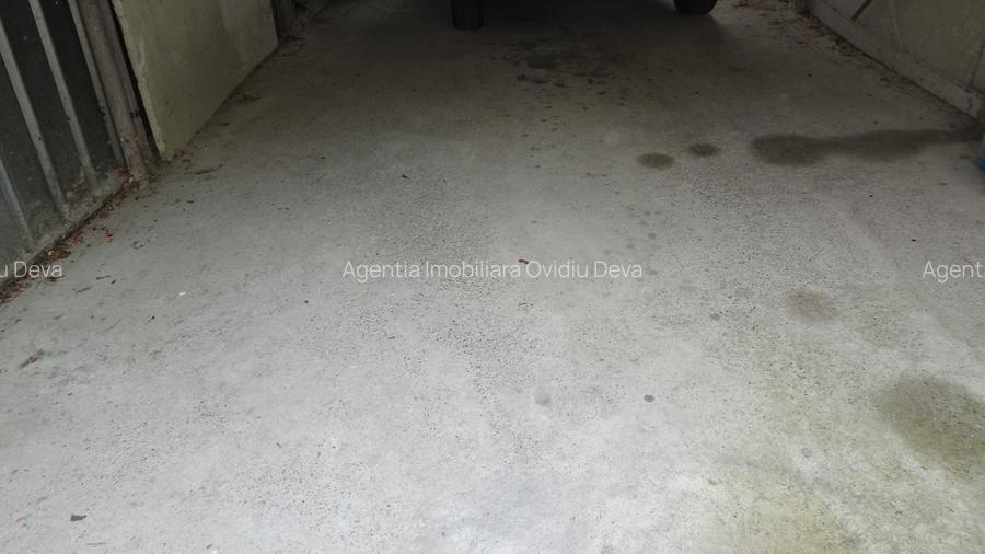 Vand casa in Deva compusa  zona Aurel Vlaicu D+P+E, constructie din anul 2010 - 10