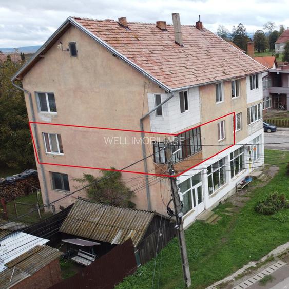 De vânzare apartament cu trei camere în Cătălina! - 13