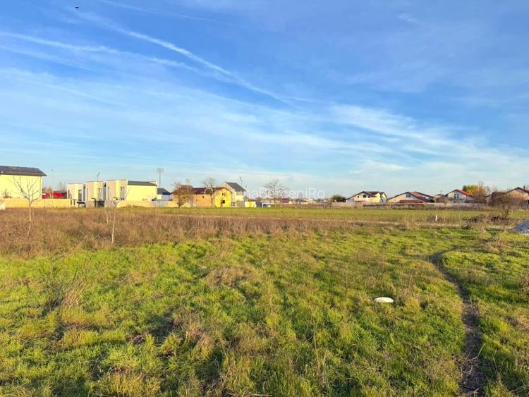 Teren Intravilan In Rate Stadion Berceni  | utilitati la strada #CG1R - 8