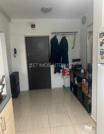 2 camere Crangasi v.a.v piata *centrala proprie* - 6