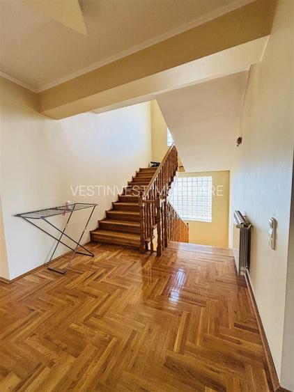 VILA CU 14 CAMERE SI 3405 MP TEREN IN SANMARTIN - 19