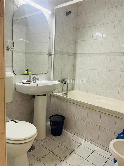 INCHIRERE APARTAMENT 3 CAMERE ZONA MALL VITAN  OCTAVIAN GOGA  SECTOR 3 - 13