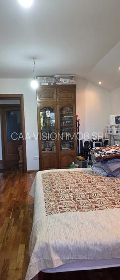 Vila de vanzare cu teren generos zona Ciolpani - 9