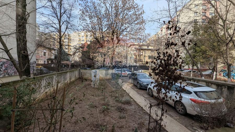 Vânzare Casă / Vilă cu 11 camere  în zona Iancului - 57