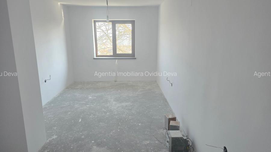 Vand apartament cu 3 camere in Deva, in Vila cu 3 apartamente la etaj 2, - 9
