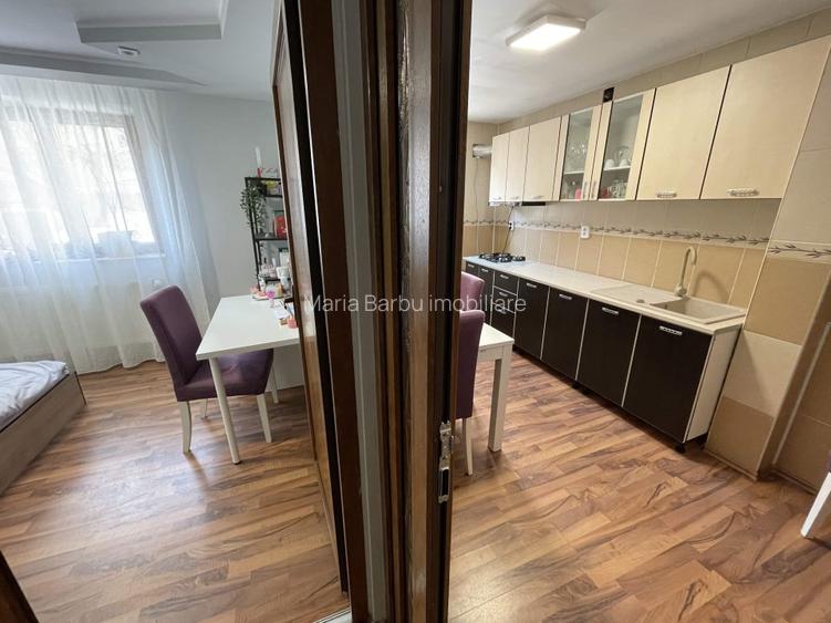 2 cam. etaj I, decomandat, 60 mp, modernizat, zona Progresul II - 11