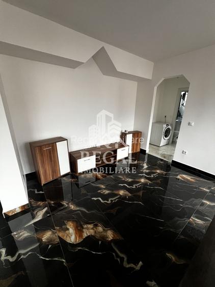 Apartament de inchiriat - zona Teatru - etaj 2/2 - 4