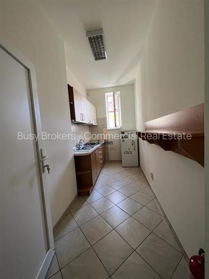 Cladire Birouri - 370 mp  - Clinica Medicala - IT - Servicii - 10